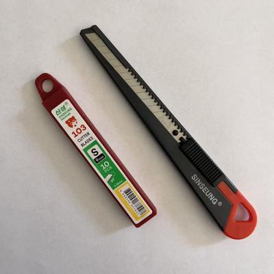 কেনা 0.38mm Thick 9mm Cutter Blades High Carbon Steel Refill Blades for Wrapping অনলাইনে উৎপাদন