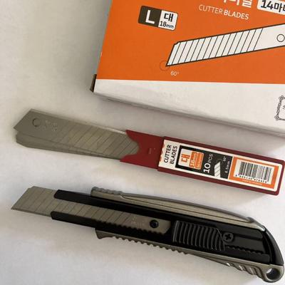 কেনা Replacement Frequency Varies Depending On Usage 18mm Blade Cutters Silver অনলাইনে উৎপাদন